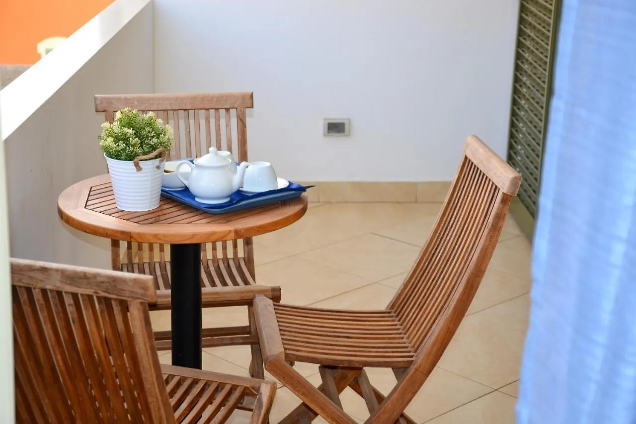 Branco Suites - Rooms & Holiday Apartments Santa Maria Hotel apartamentowy