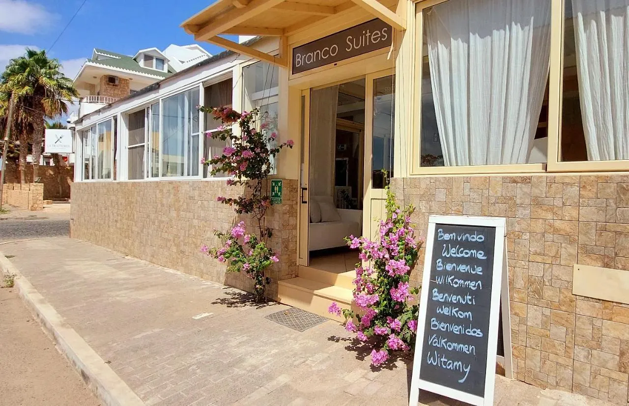 Appart hôtel Branco Suites - Rooms & Holiday Apartments Santa Maria