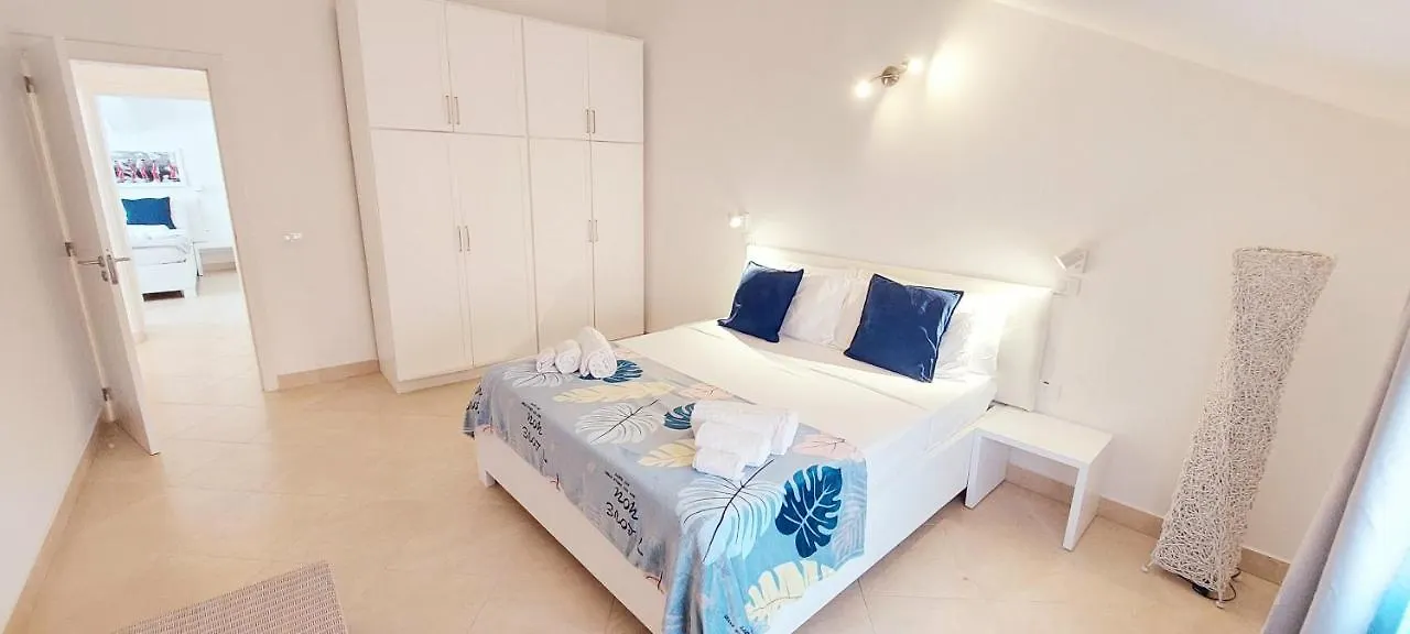 Branco Suites - Rooms & Holiday Apartments Santa Maria 0*,